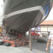 APM Servicios Náuticos restauración de barco 